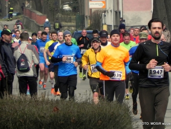 XVI PÓŁMARATON - PÓŁOFICJALNIE. FOTOGALERIA ŻYWIEC 29.III.2015 - zdjęcie82