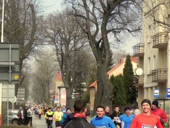 XVI PÓŁMARATON - PÓŁOFICJALNIE. FOTOGALERIA ŻYWIEC 29.III.2015 - zdjęcie81