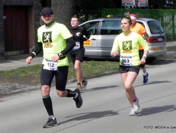 XVI PÓŁMARATON - PÓŁOFICJALNIE. FOTOGALERIA ŻYWIEC 29.III.2015 - zdjęcie73