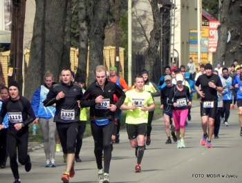 XVI PÓŁMARATON - PÓŁOFICJALNIE. FOTOGALERIA ŻYWIEC 29.III.2015 - zdjęcie70