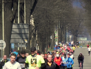 XVI PÓŁMARATON - PÓŁOFICJALNIE. FOTOGALERIA ŻYWIEC 29.III.2015 - zdjęcie49