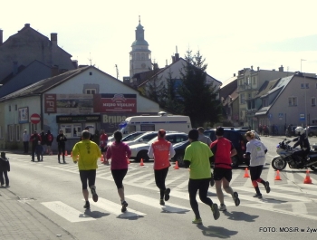 XVI PÓŁMARATON - PÓŁOFICJALNIE. FOTOGALERIA ŻYWIEC 29.III.2015 - zdjęcie45