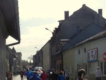 XVI PÓŁMARATON - PÓŁOFICJALNIE. FOTOGALERIA ŻYWIEC 29.III.2015 - zdjęcie44