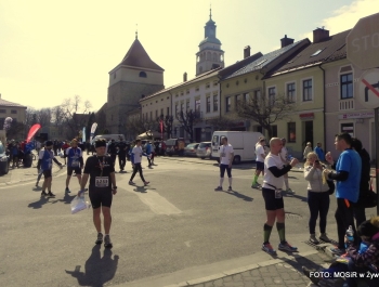 XVI PÓŁMARATON - PÓŁOFICJALNIE. FOTOGALERIA ŻYWIEC 29.III.2015 - zdjęcie36