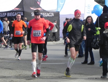 XVI PÓŁMARATON - PÓŁOFICJALNIE. FOTOGALERIA ŻYWIEC 29.III.2015 - zdjęcie11
