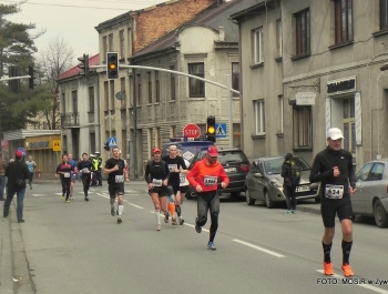 XVI PÓŁMARATON - PÓŁOFICJALNIE. FOTOGALERIA ŻYWIEC 29.III.2015 - zdjęcie2