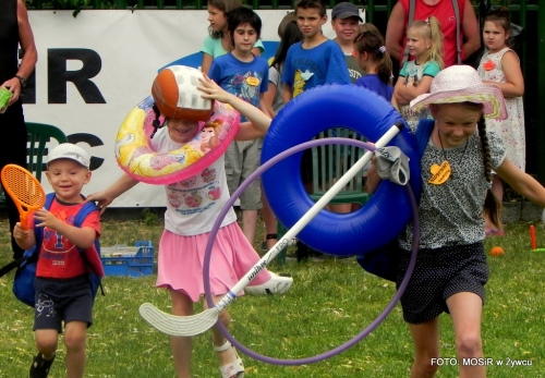 PODCZAS FESTYNU UPAŁ NAM NIE STRASZNY!