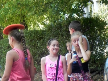 W UPALNY PONIEDZIAŁEK POŻEGNALIŚMY WAKACJE NA BOISKU PRZY SP 5 - zdjęcie32