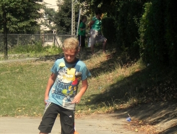 W UPALNY PONIEDZIAŁEK POŻEGNALIŚMY WAKACJE NA BOISKU PRZY SP 5 - zdjęcie22