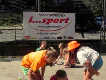 W UPALNY PONIEDZIAŁEK POŻEGNALIŚMY WAKACJE NA BOISKU PRZY SP 5 - zdjęcie15