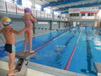 SZKÓŁKA PŁYWACKA MOSiR W ŻYWCU W AKCJI! - zdjęcie10