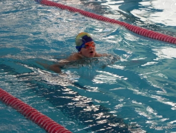 MIKOŁAJKOWE ZAWODY PŁYWACKIE I SPOTKANIE ZE ŚWIĘTYM MIKOŁAJEM - 2015. - zdjęcie50