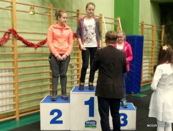 MIKOŁAJKOWE ZAWODY PŁYWACKIE I SPOTKANIE ZE ŚWIĘTYM MIKOŁAJEM - 2015. - zdjęcie38