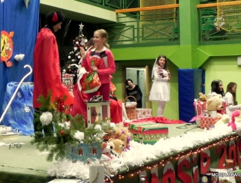 MIKOŁAJKOWE ZAWODY PŁYWACKIE I SPOTKANIE ZE ŚWIĘTYM MIKOŁAJEM - 2015. - zdjęcie16