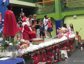 MIKOŁAJKOWE ZAWODY PŁYWACKIE I SPOTKANIE ZE ŚWIĘTYM MIKOŁAJEM - 2015. - zdjęcie7