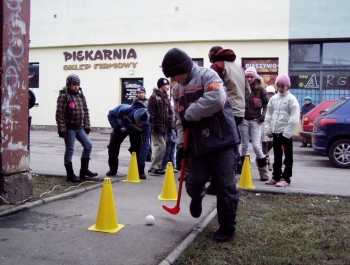 FESTYN SPORTOWO &#8211; REKREACYJNY DLA DZIECI &#8222;BIAŁE SZALEŃSTWO&#8221; - 24.01.2008 r. - zdjęcie 23