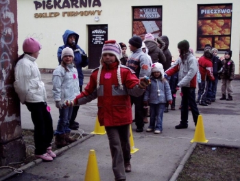 FESTYN SPORTOWO &#8211; REKREACYJNY DLA DZIECI &#8222;BIAŁE SZALEŃSTWO&#8221; - 24.01.2008 r. - zdjęcie 17