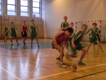 PIŁKA RĘCZNA SZKÓŁ GIMNAZJALNYCH - 10.02.2016r. - zdjęcie6