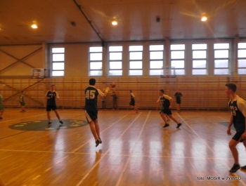 PIŁKA RĘCZNA SZKÓŁ GIMNAZJALNYCH - 10.02.2016r. - zdjęcie15