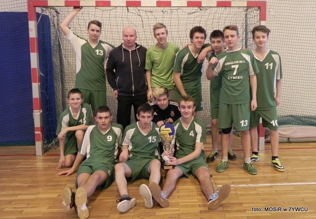 PIŁKA RĘCZNA SZKÓŁ GIMNAZJALNYCH - 10.02.2016r.