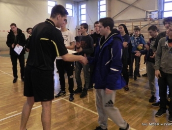 PIŁKA RĘCZNA SZKÓŁ GIMNAZJALNYCH - 10.02.2016r. - zdjęcie33