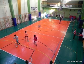 SIATKA+KOSZ+TENIS STOŁOWY+PŁYWANIE+ŁYŻWY = FERIE Z MOSiR-em - zdjęcie50