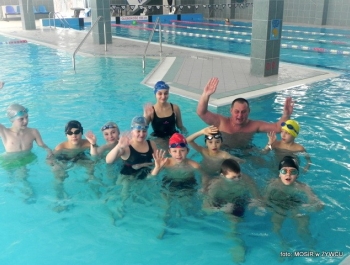 SIATKA+KOSZ+TENIS STOŁOWY+PŁYWANIE+ŁYŻWY = FERIE Z MOSiR-em - zdjęcie11