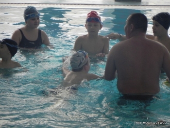 SIATKA+KOSZ+TENIS STOŁOWY+PŁYWANIE+ŁYŻWY = FERIE Z MOSiR-em - zdjęcie63