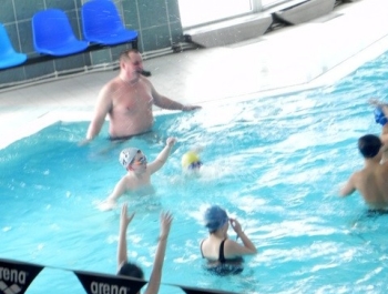 SIATKA+KOSZ+TENIS STOŁOWY+PŁYWANIE+ŁYŻWY = FERIE Z MOSiR-em - zdjęcie70