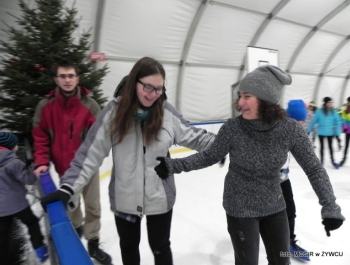 SIATKA+KOSZ+TENIS STOŁOWY+PŁYWANIE+ŁYŻWY = FERIE Z MOSiR-em - zdjęcie29