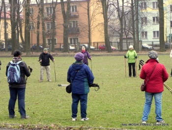 SENIORKI I SENIORZY  - WYSTARTOWALIŚMY! - zdjęcie8
