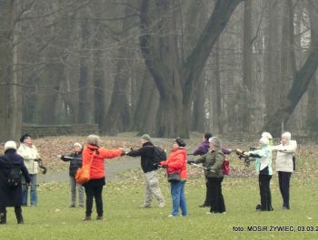 SENIORKI I SENIORZY  - WYSTARTOWALIŚMY! - zdjęcie3