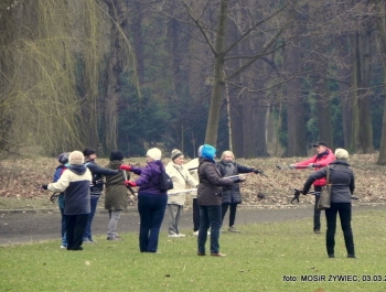SENIORKI I SENIORZY  - WYSTARTOWALIŚMY! - zdjęcie2