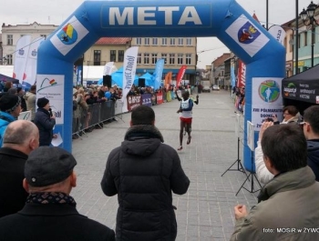 PÓŁMARATON DOOKOŁA JEZIORA ŻYWIECKIEGO - REKORD FREKWENCJI! - zdjęcie108