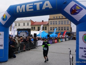 PÓŁMARATON DOOKOŁA JEZIORA ŻYWIECKIEGO - REKORD FREKWENCJI! - zdjęcie93