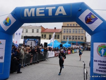 PÓŁMARATON DOOKOŁA JEZIORA ŻYWIECKIEGO - REKORD FREKWENCJI! - zdjęcie91