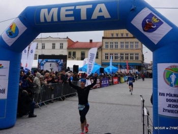 PÓŁMARATON DOOKOŁA JEZIORA ŻYWIECKIEGO - REKORD FREKWENCJI! - zdjęcie90