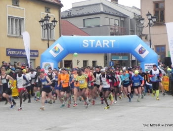 PÓŁMARATON DOOKOŁA JEZIORA ŻYWIECKIEGO - REKORD FREKWENCJI! - zdjęcie156