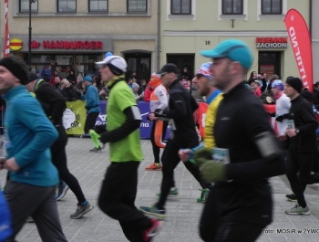 PÓŁMARATON DOOKOŁA JEZIORA ŻYWIECKIEGO - REKORD FREKWENCJI! - zdjęcie140