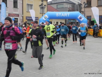 PÓŁMARATON DOOKOŁA JEZIORA ŻYWIECKIEGO - REKORD FREKWENCJI! - zdjęcie130