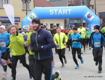 PÓŁMARATON DOOKOŁA JEZIORA ŻYWIECKIEGO - REKORD FREKWENCJI! - zdjęcie128