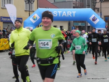 PÓŁMARATON DOOKOŁA JEZIORA ŻYWIECKIEGO - REKORD FREKWENCJI! - zdjęcie127