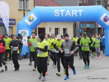 PÓŁMARATON DOOKOŁA JEZIORA ŻYWIECKIEGO - REKORD FREKWENCJI! - zdjęcie118