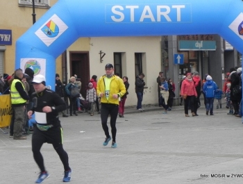 PÓŁMARATON DOOKOŁA JEZIORA ŻYWIECKIEGO - REKORD FREKWENCJI! - zdjęcie111