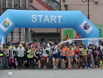 PÓŁMARATON DOOKOŁA JEZIORA ŻYWIECKIEGO - REKORD FREKWENCJI! - zdjęcie80