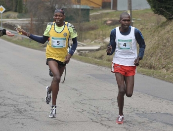 PÓŁMARATON DOOKOŁA JEZIORA ŻYWIECKIEGO - REKORD FREKWENCJI! - zdjęcie72