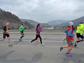 PÓŁMARATON DOOKOŁA JEZIORA ŻYWIECKIEGO - REKORD FREKWENCJI! - zdjęcie48