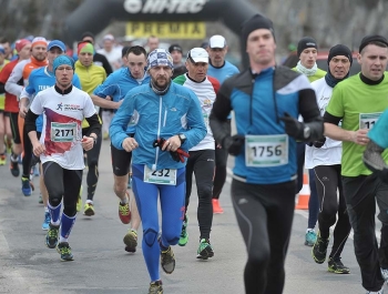 PÓŁMARATON DOOKOŁA JEZIORA ŻYWIECKIEGO - REKORD FREKWENCJI! - zdjęcie45