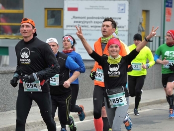 PÓŁMARATON DOOKOŁA JEZIORA ŻYWIECKIEGO - REKORD FREKWENCJI! - zdjęcie41