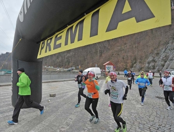 PÓŁMARATON DOOKOŁA JEZIORA ŻYWIECKIEGO - REKORD FREKWENCJI! - zdjęcie21